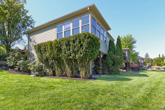 880 SAWGRASS, Mechanicsburg, PA 17050