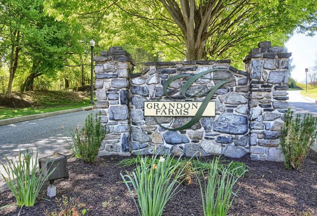 880 SAWGRASS, Mechanicsburg, PA 17050