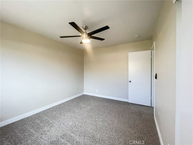 1560 W Avenue H10, Lancaster, CA 93534