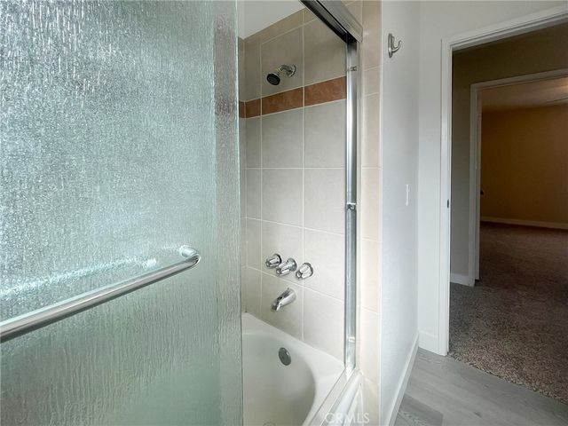 1560 W Avenue H10, Lancaster, CA 93534