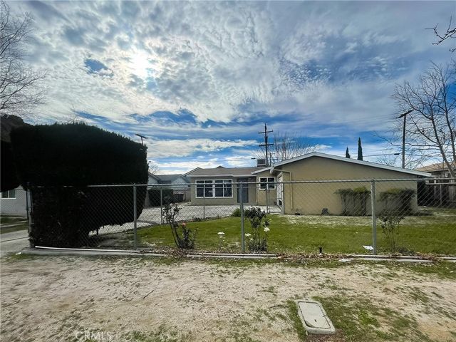 1560 W Avenue H10, Lancaster, CA 93534