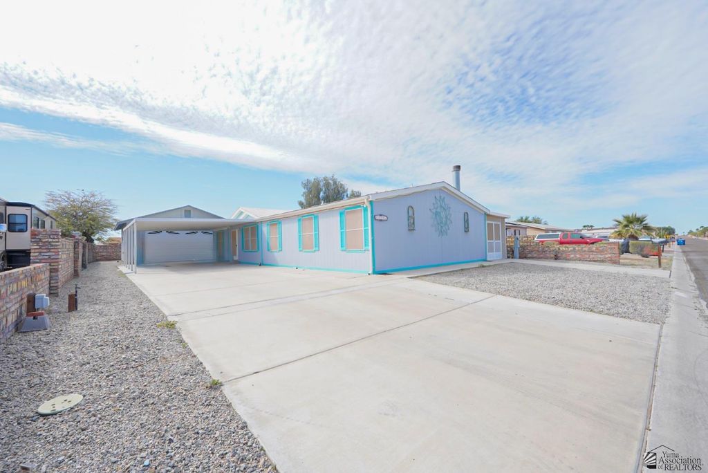 13593 E 54 Dr, Yuma, AZ 85367
