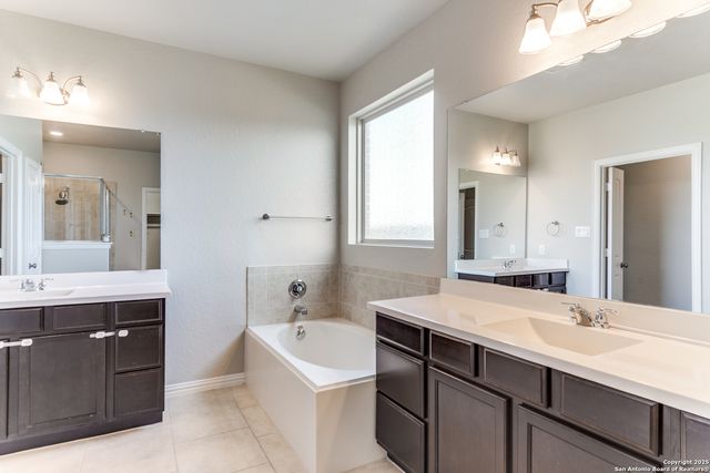 29633 ELKHORN RDG, Boerne, TX 78015