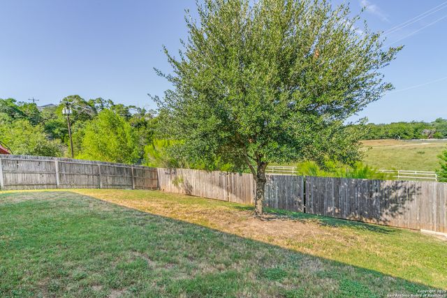 29633 ELKHORN RDG, Boerne, TX 78015