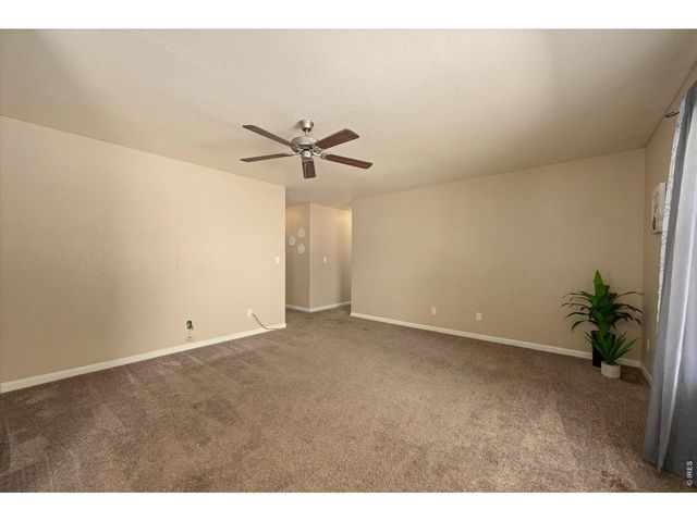 4745 Everglade Ct, Greeley, CO 80634