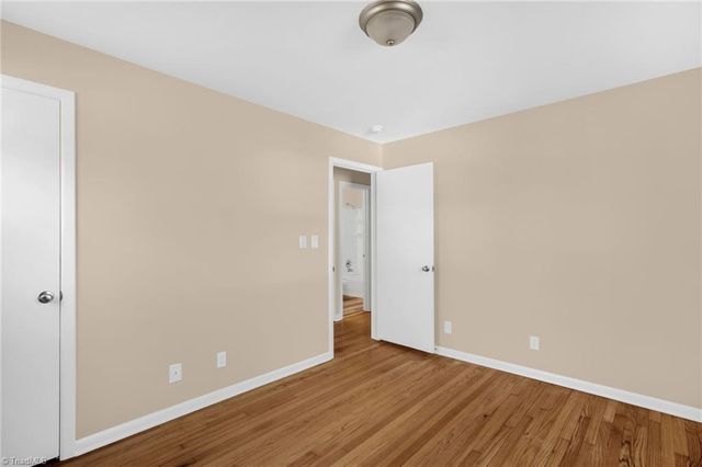 1884 Deborah Lane, Winston-salem, NC 27103