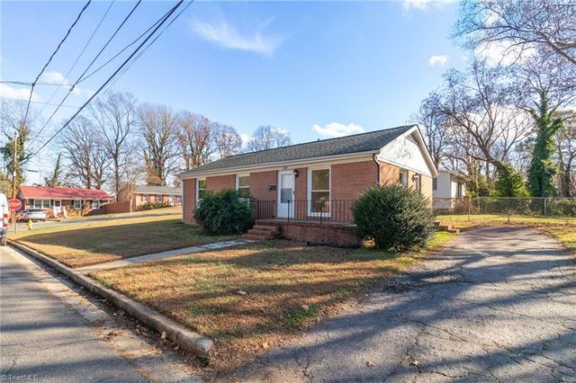 1884 Deborah Lane, Winston-salem, NC 27103