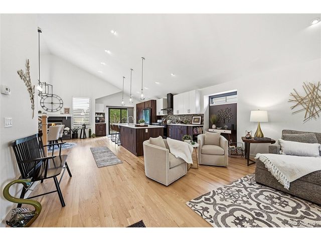 7206 S Pierson St, Littleton, CO 80127