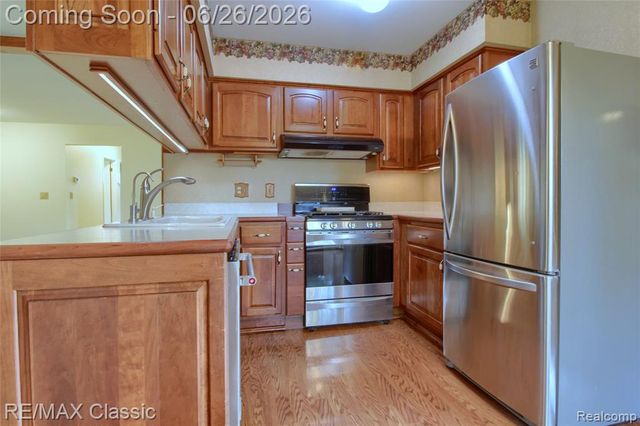 6957 Carriage Hills Drive, Canton, MI 48187