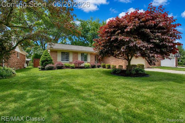 6957 Carriage Hills Drive, Canton, MI 48187