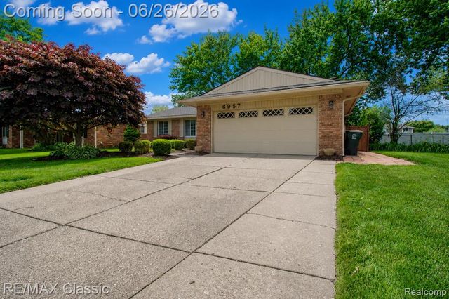 6957 Carriage Hills Drive, Canton, MI 48187