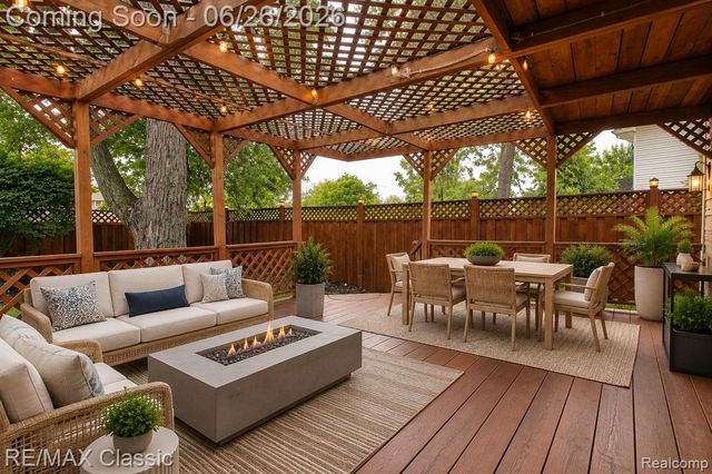 6957 Carriage Hills Drive, Canton, MI 48187