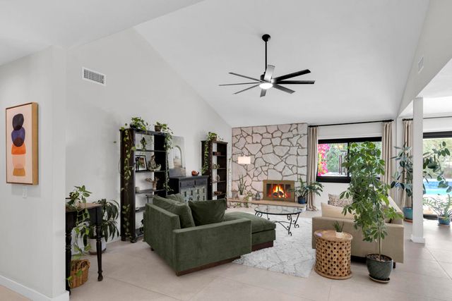 72935 Deer Grass Drive, Palm Desert, CA 92260