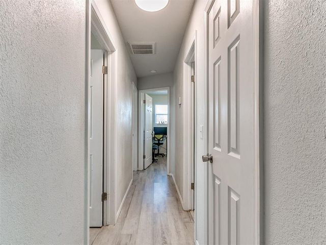 121 W Fourth Street, Union City, OK 73090