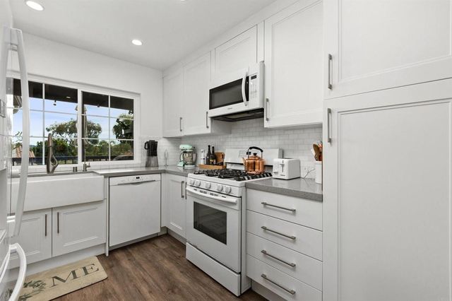 3580 Seahorn Circle, San Diego, CA 92130