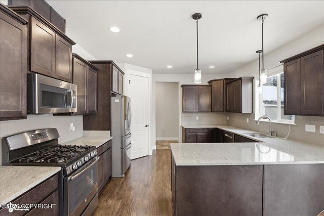 8711 Estates Circle, Anchorage, AK 99507