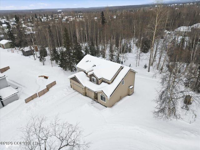 8711 Estates Circle, Anchorage, AK 99507