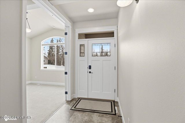 8711 Estates Circle, Anchorage, AK 99507