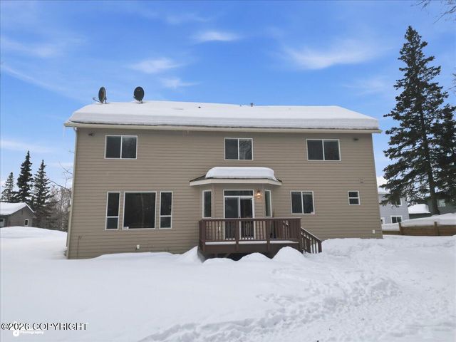 8711 Estates Circle, Anchorage, AK 99507