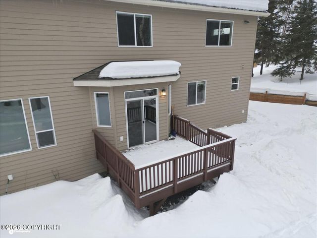 8711 Estates Circle, Anchorage, AK 99507