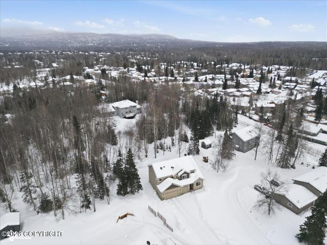 8711 Estates Circle, Anchorage, AK 99507
