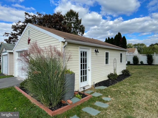 337 S LINCOLN AVE, Newtown, PA 18940