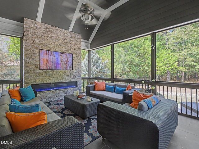 1074 Golfers View, Pittsboro, NC 27312