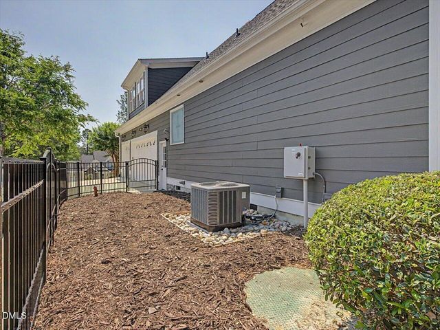 1074 Golfers View, Pittsboro, NC 27312