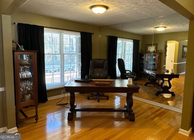 2272 Kimberley Way, Snellville, GA 30078