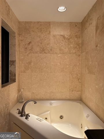 2272 Kimberley Way, Snellville, GA 30078