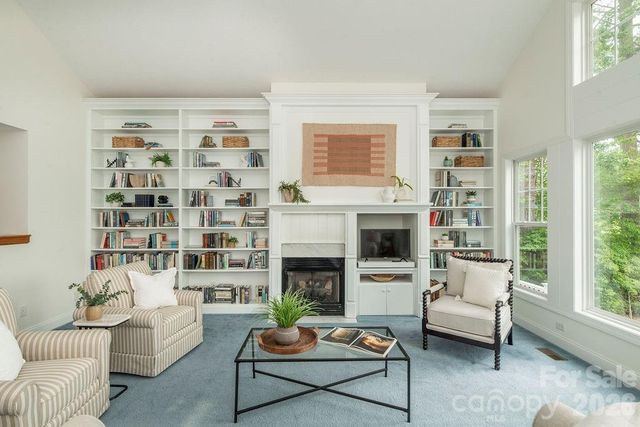 719 Deerlake Road, Brevard, NC 28712