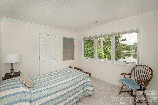 719 Deerlake Road, Brevard, NC 28712