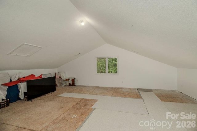 719 Deerlake Road, Brevard, NC 28712