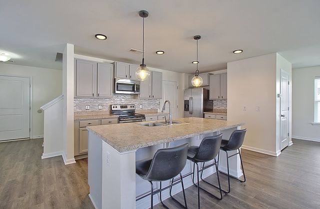 143 Davila Street, Hinesville, GA 31313