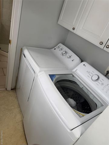 38 Pamlico Avenue, Ronkonkoma, NY 11779