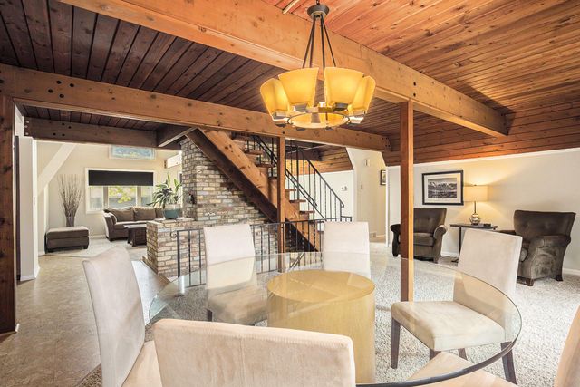 1759 Briarcliff Drive NE, Grand Rapids, MI 49505