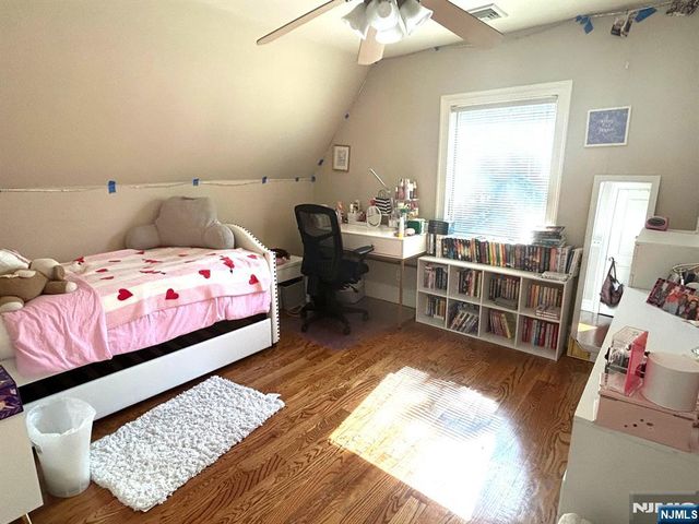 590 Maitland Avenue, Teaneck, NJ 07666