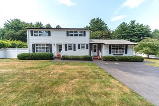 12 Bridge St, Bridgewater, MA 02324
