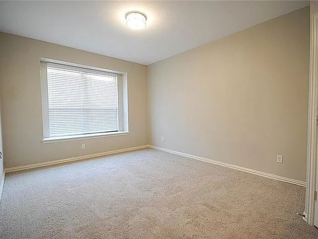 3652 vienna Street, Irving, TX 75038