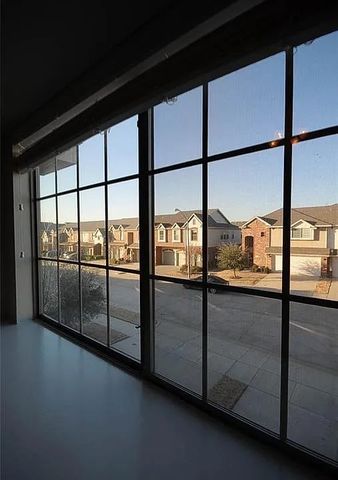 3652 vienna Street, Irving, TX 75038