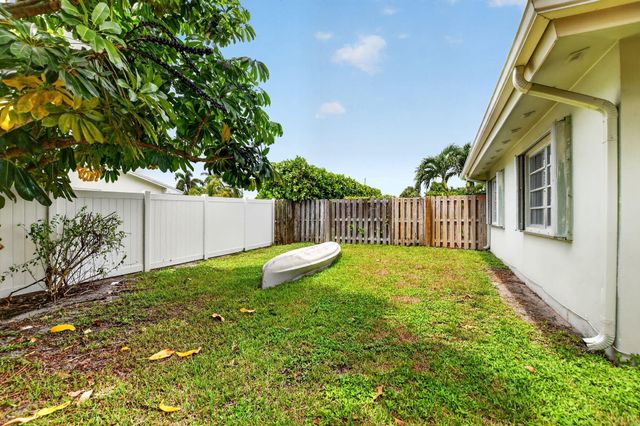 3398 NE 5TH Avenue, Boca Raton, FL 33431
