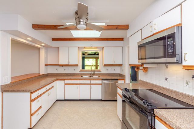 5665 Little Sugar Creek Road, Sugarcreek Twp, OH 45440