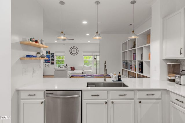 302 Linden Park Lane, Cary, NC 27519