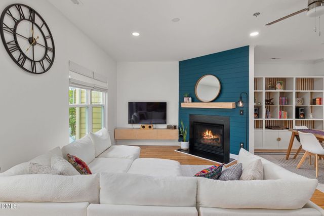 302 Linden Park Lane, Cary, NC 27519