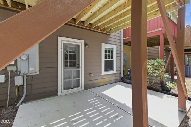 302 Linden Park Lane, Cary, NC 27519