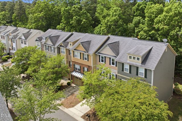 302 Linden Park Lane, Cary, NC 27519