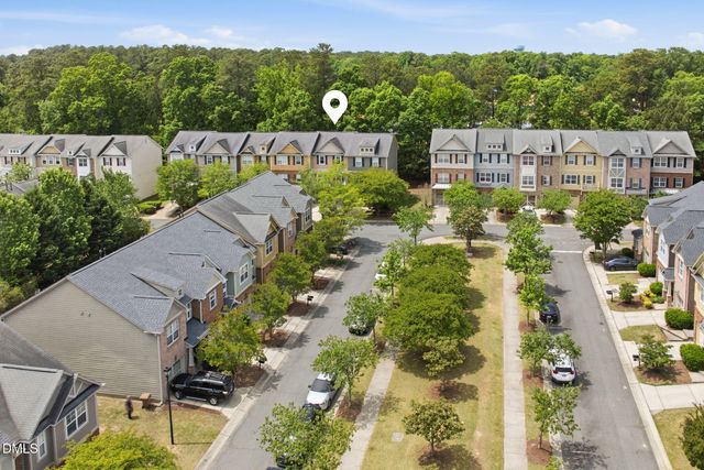 302 Linden Park Lane, Cary, NC 27519