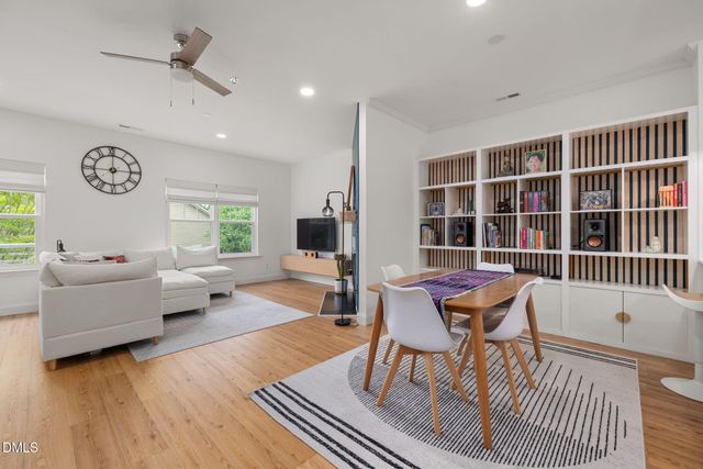302 Linden Park Lane, Cary, NC 27519