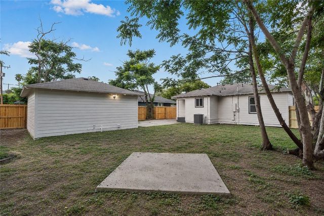4105 Markins Dr, Corpus Christi, TX 78411
