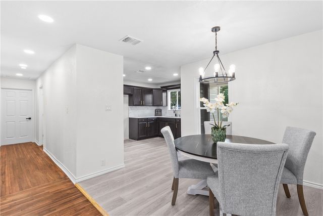 4105 Markins Dr, Corpus Christi, TX 78411